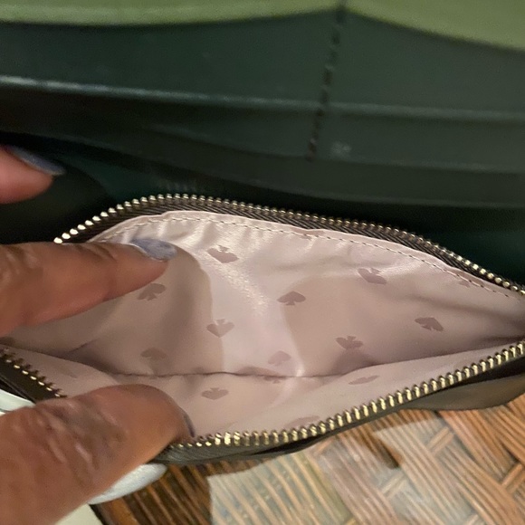 Kate Spade Wallet - Picture 4 of 8